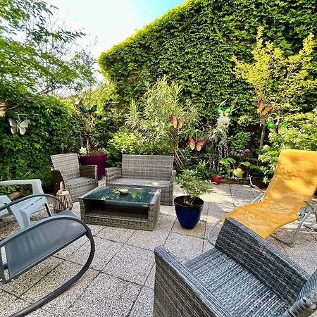 La Casa, Acces Terrasse De L'Etablissement Apartman Rives  Kültér fotó