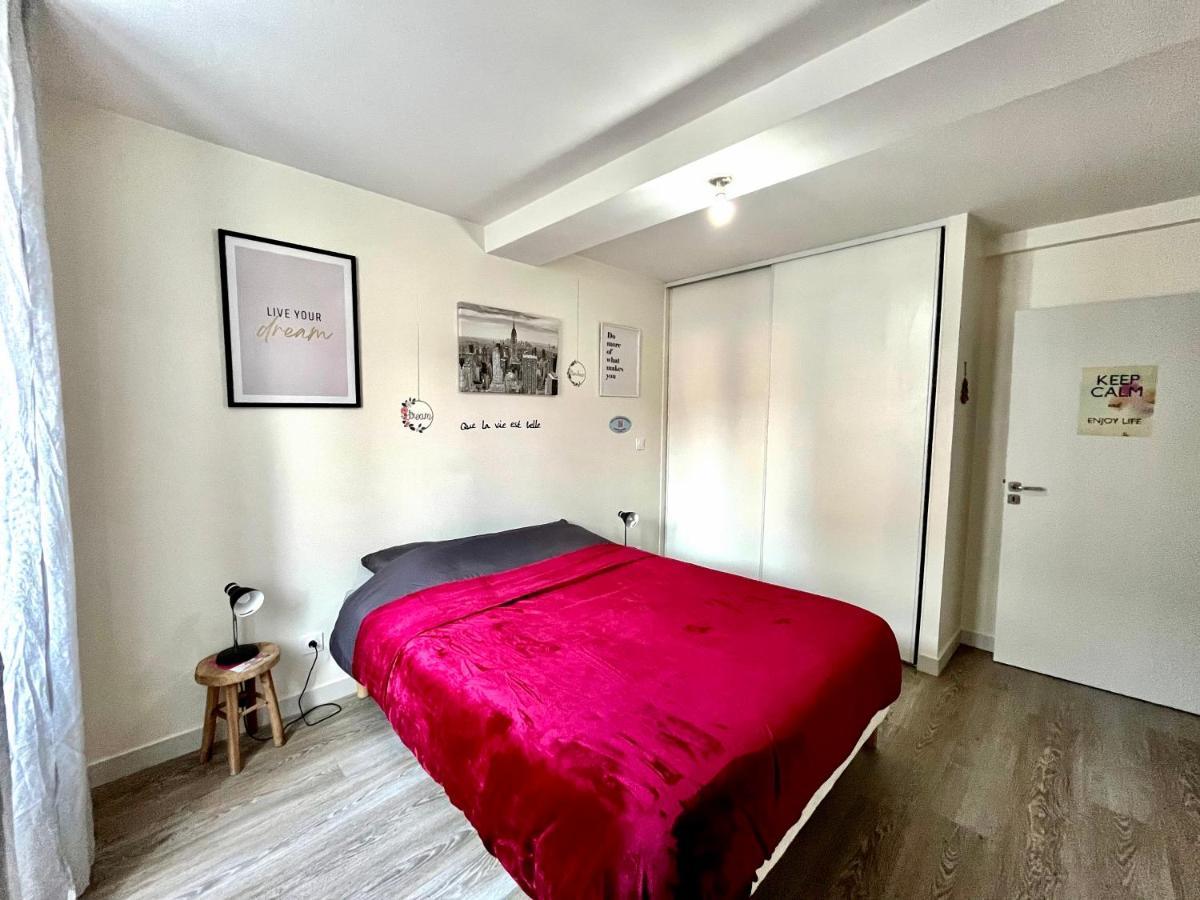 La Casa, Acces Terrasse De L'Etablissement Apartman Rives  Kültér fotó